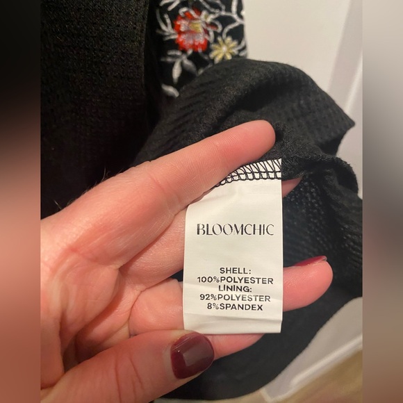 BloomChic Women Plus Black Floral Embroidered Blouse - NWT - Picture 4 of 10